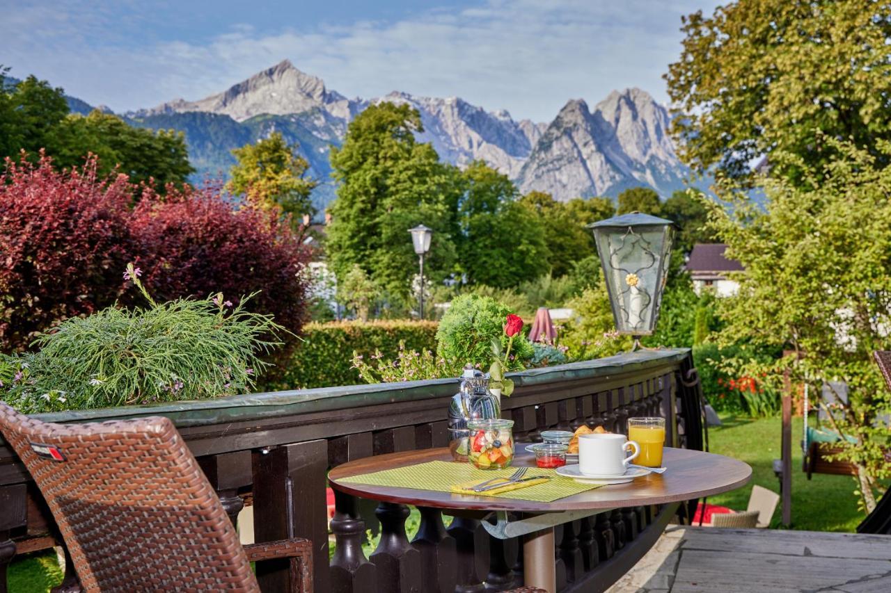 Hotel Aschenbrenner Garmisch-Partenkirchen Exteriör bild