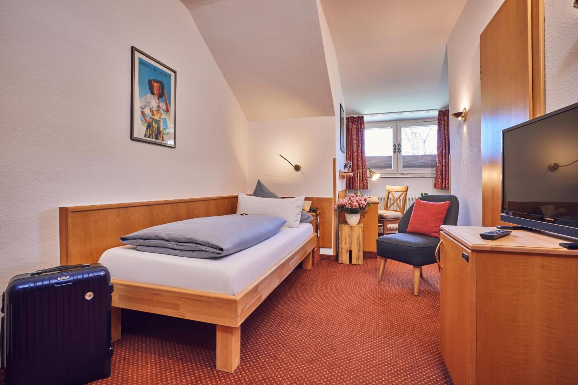 Hotel Aschenbrenner Garmisch-Partenkirchen Exteriör bild