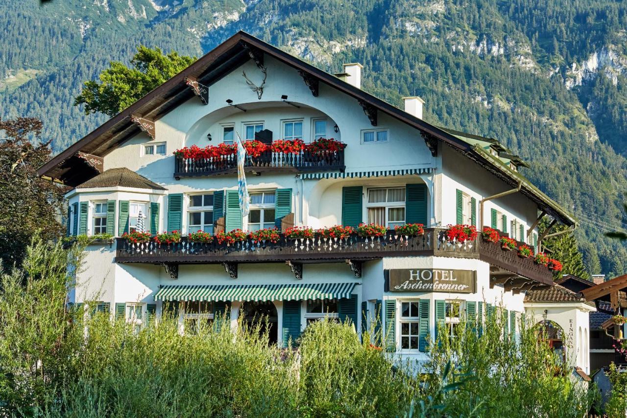 Hotel Aschenbrenner Garmisch-Partenkirchen Exteriör bild